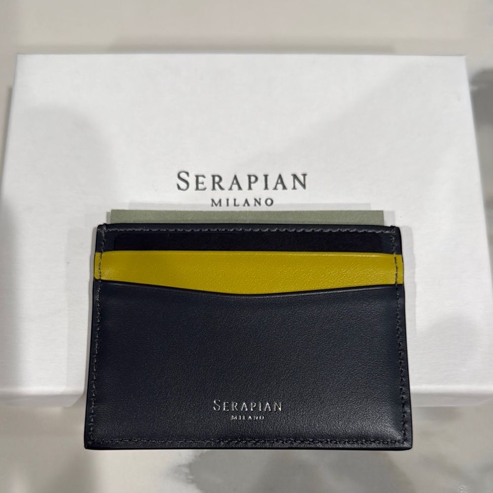 Serapain Card Holder BRAND NEW